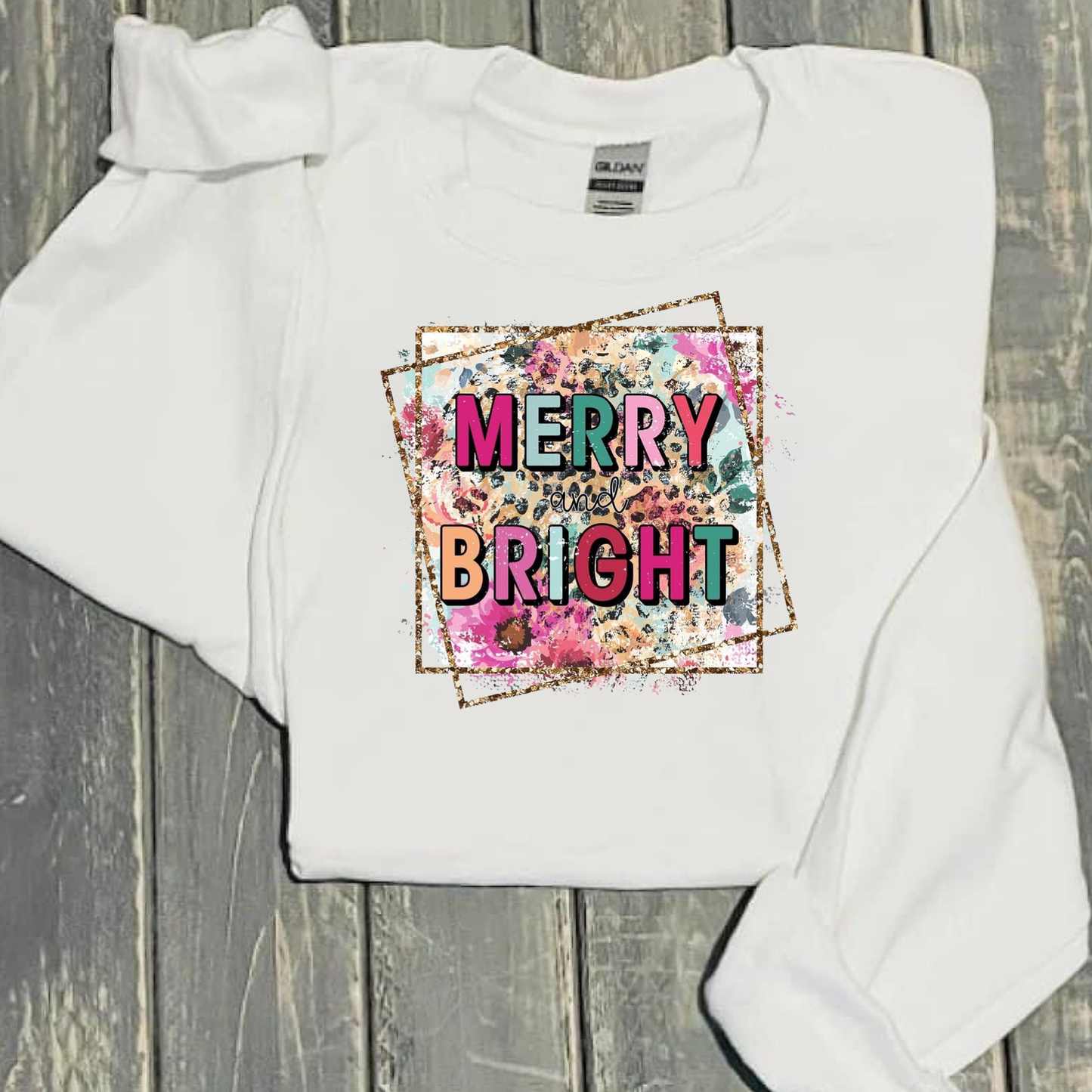 Merry & Bright crewneck sweater 💕