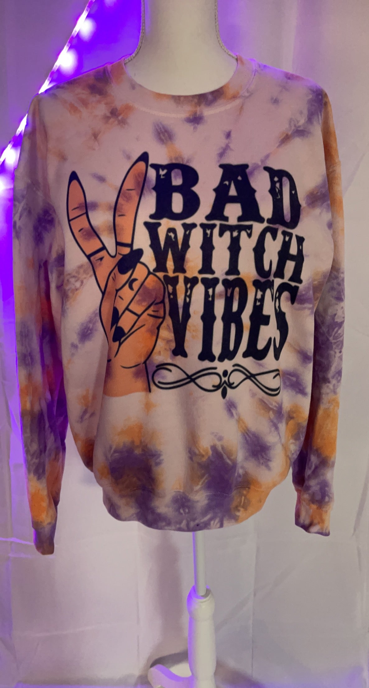 Bad witch vibes 🖤💜🧡✌️